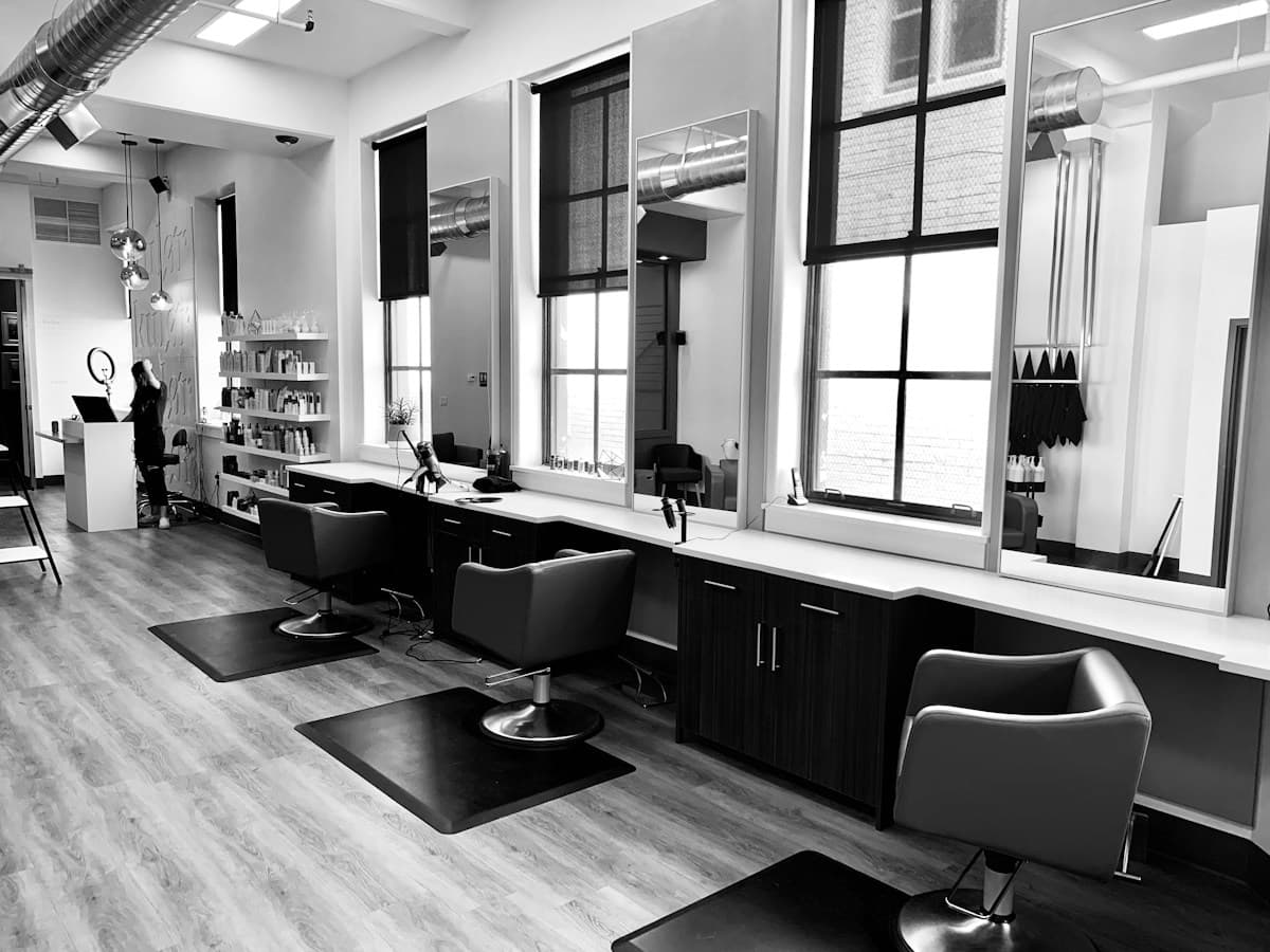 Aura Clinic karşılama alanı